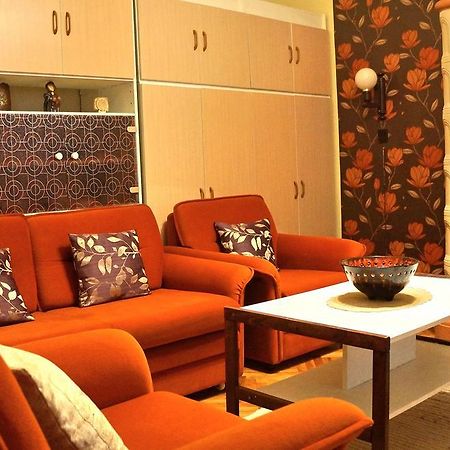 Hajnal Apartman Vila Gyula Exterior foto